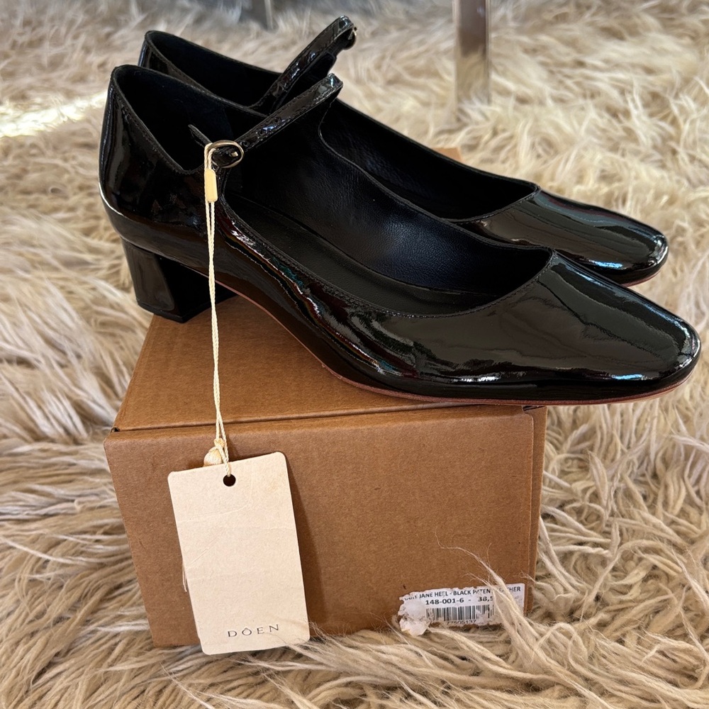 Doen Mary Jane Patent Heel New In Box 38.5